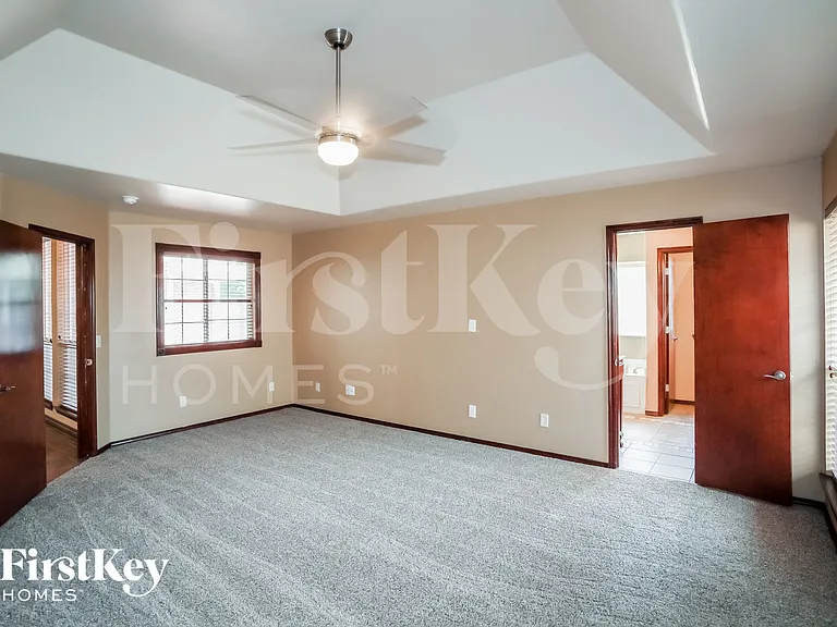 17100 Holly Burn Cir — Photo 9
