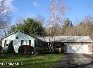 153 Kittredge Rd, Pittsfield, MA 01201