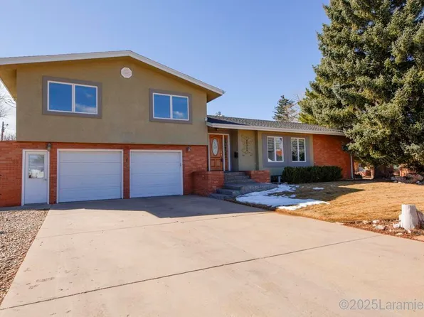 2404 Hillside Dr, Laramie, WY 82070