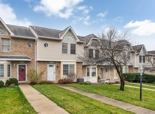 3027 Estate Dr, Oakdale, PA 15071