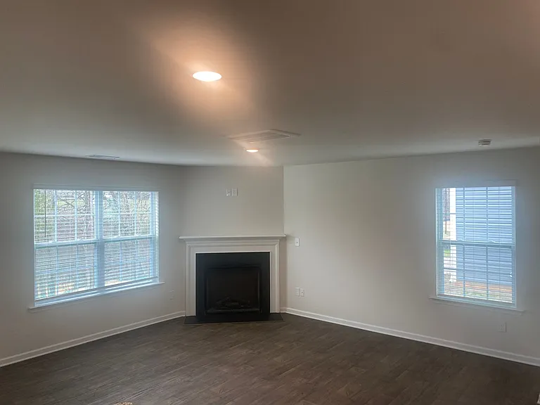 1754 Bright Hope Ln — Photo 7
