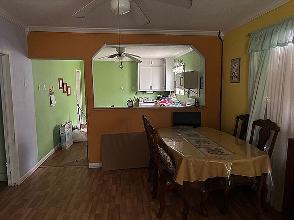 3rd image of 214 S Caldwell St