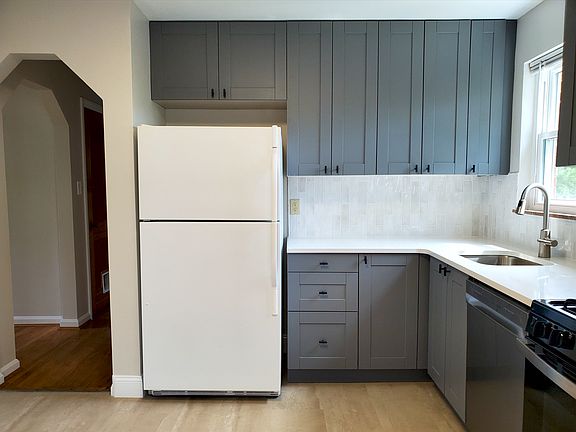 5th image of 4413 Hunt Rd