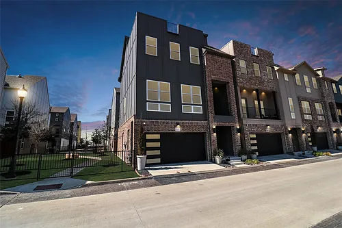 2601 La Altura Ln Photo 1