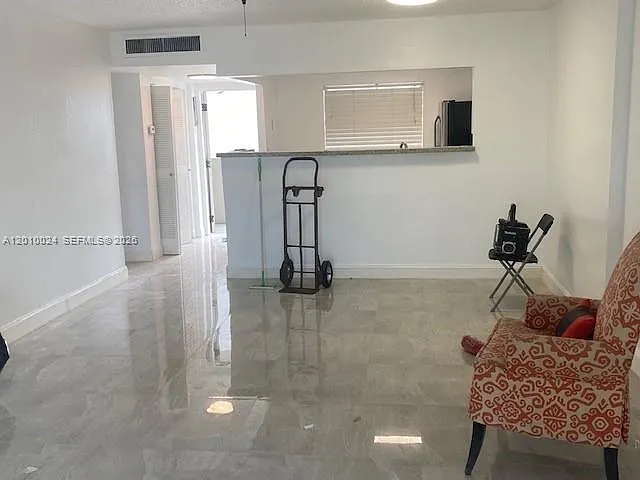 16450 Miami Dr #704 — Photo 9