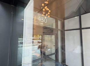 430 Square One Dr #4311, Mississauga, ON L5B 0E2