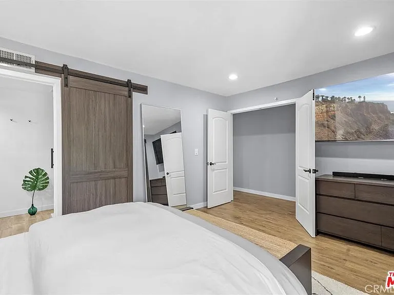 5123 Castelotte Ct — Photo 18