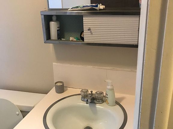 3rd image of 443 S State St APT 109