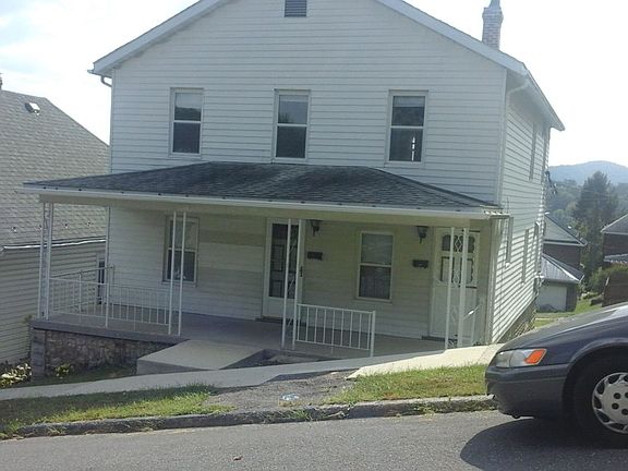 3rd image of 816 Sylvan Ave #816.5