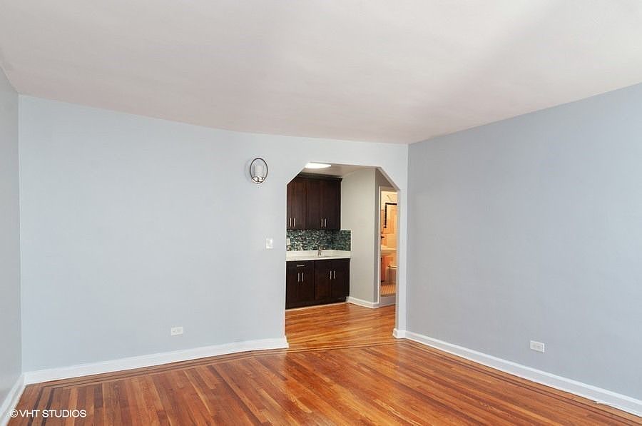 1st image of 123 Avenue A #2A