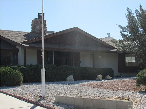 Front view with flagpole!