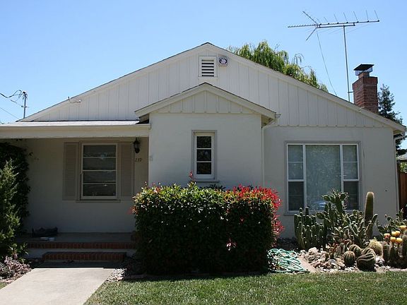 3rd image of 239 Matadero Ave