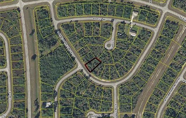 1st image of 5022 S Peachtree Cir