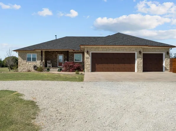 2601 S Brookmeadow Dr, Garden Plain, KS 67050