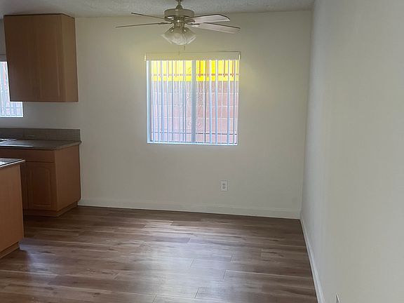 3rd image of 3325 W Pico Blvd