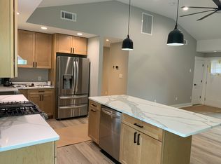 324 Northwood Dr, Raleigh, NC 27609