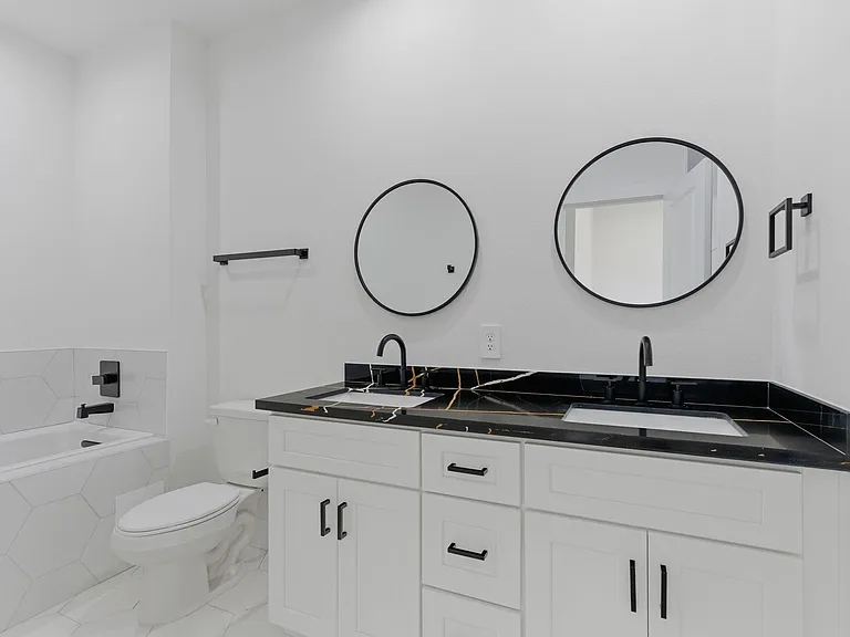 2915 Crane St #B — Photo 9