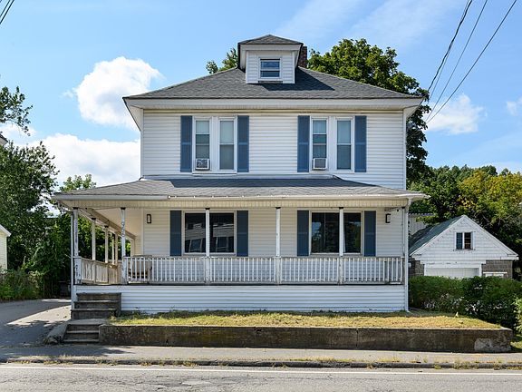 2nd image of 956 Main St