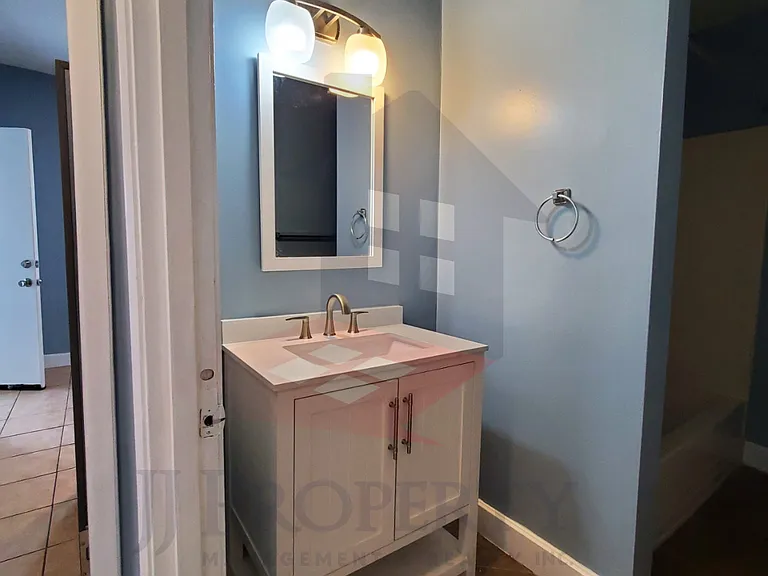 797 Elmwood Ave #1 — Photo 11