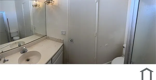 1329 W Latham Ave — Photo 12