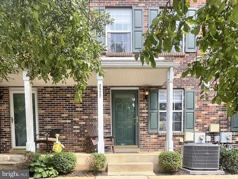 1st image of 3977 Captain Molly Cir