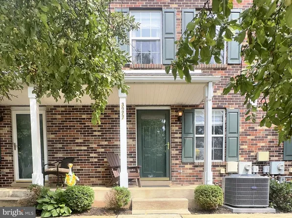 3977 Captain Molly Cir, Doylestown, PA 18902