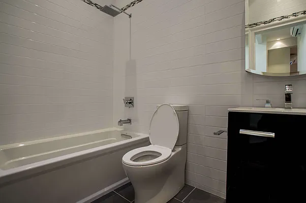 Rented by Cast Iron Real Estate | media 11