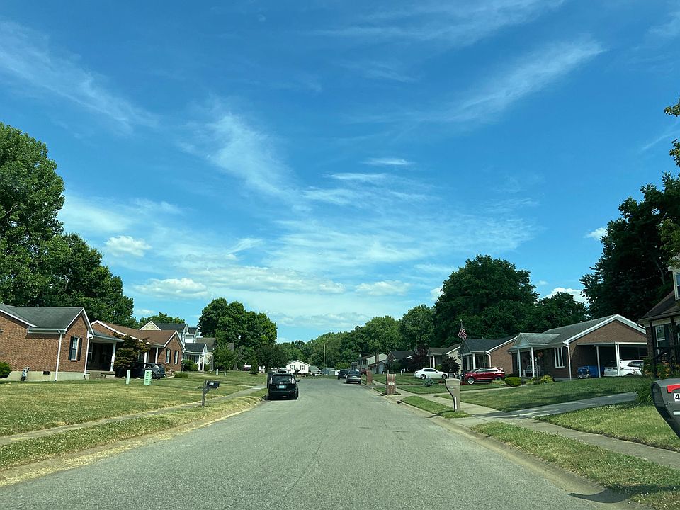 2nd image of 2710 Alps Rd