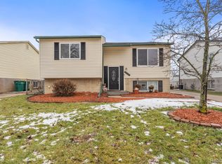 32115 Glaser Rd, Brownstown, MI 48173