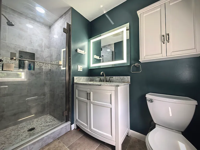 Ensuite bathroom