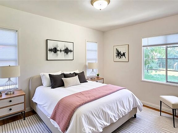 5th image of 17634 Bromley St