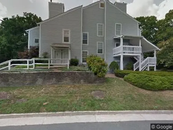 11961 Cardamom Dr, Woodbridge, VA 22192