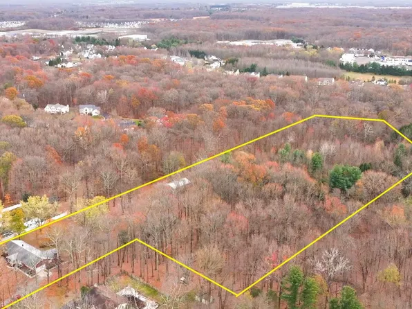 18 Tindall Rd, Robbinsville, NJ 08691