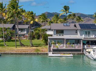 119 Koko Isle Cir #2206, Honolulu, HI 96825