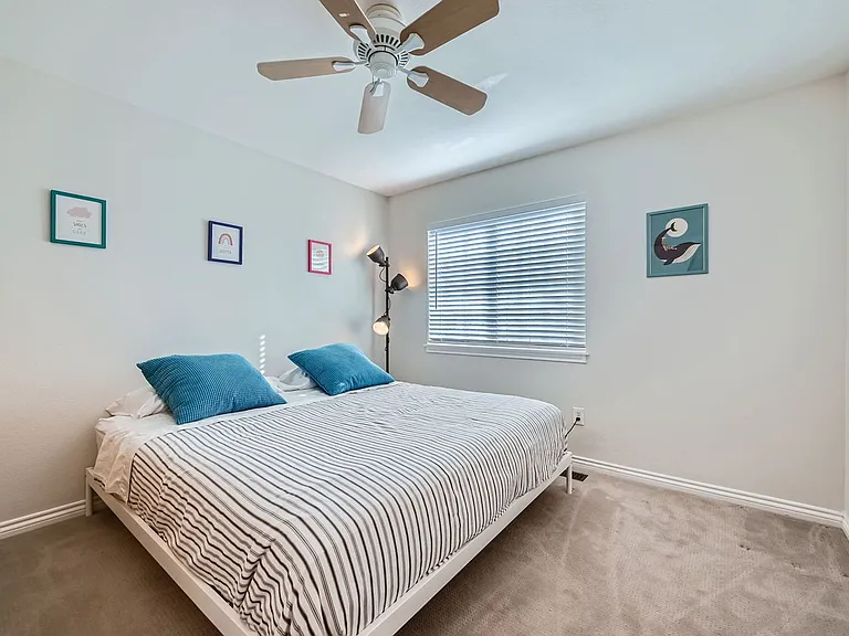 2524 Lexington St — Photo 21