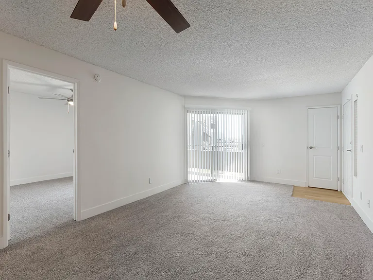 Meadow Glen — Photo 32