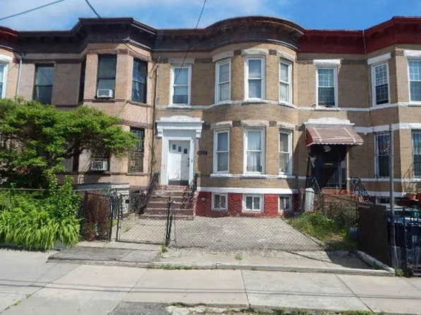 337 Winthrop St, Brooklyn, NY 11225