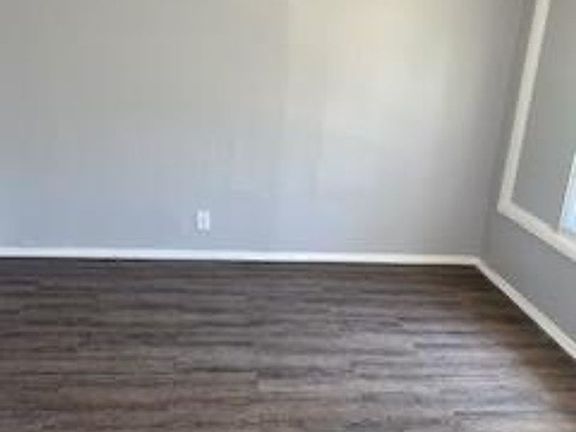 3rd image of 2023-29 Vermont St #2023