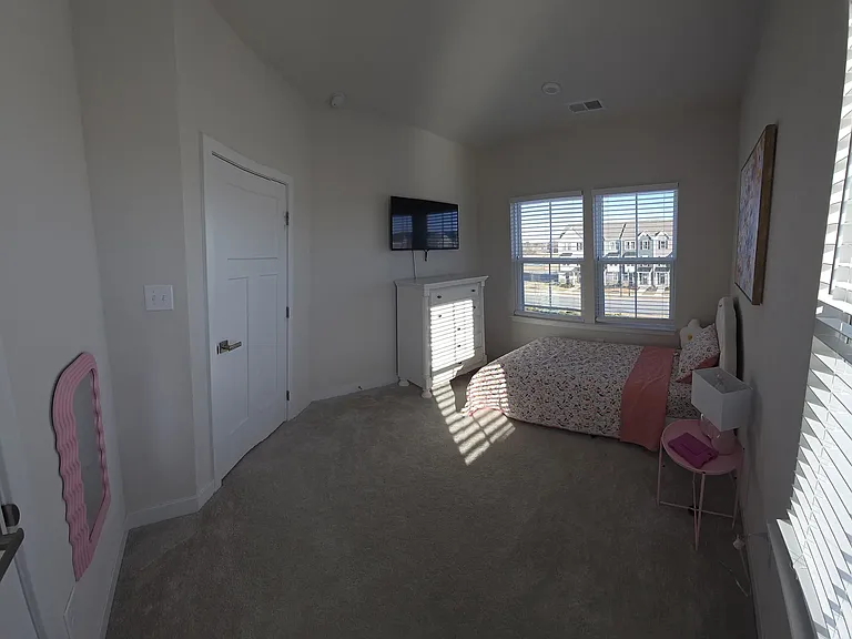 210 Fost Blvd — Photo 15
