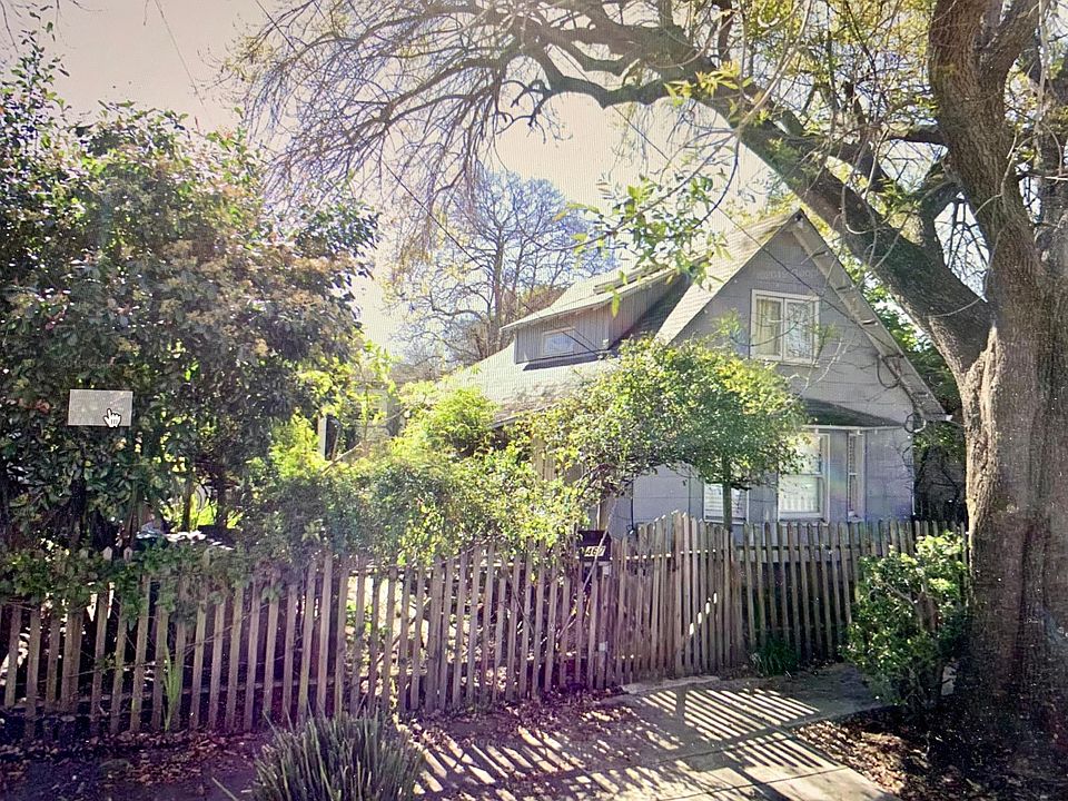 Gorgeous garden cottage