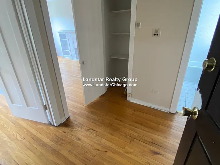 2835 W Cullom Ave #2 — Photo 9