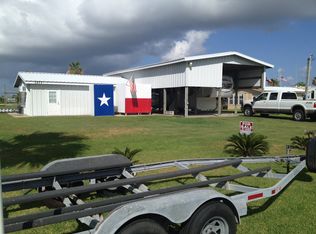 1277 Island Blvd, Crystal Beach, TX 77650