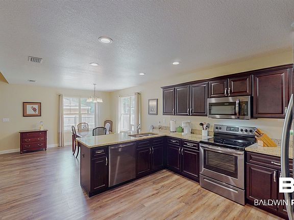 4th image of 5936 Shady Woods Ct
