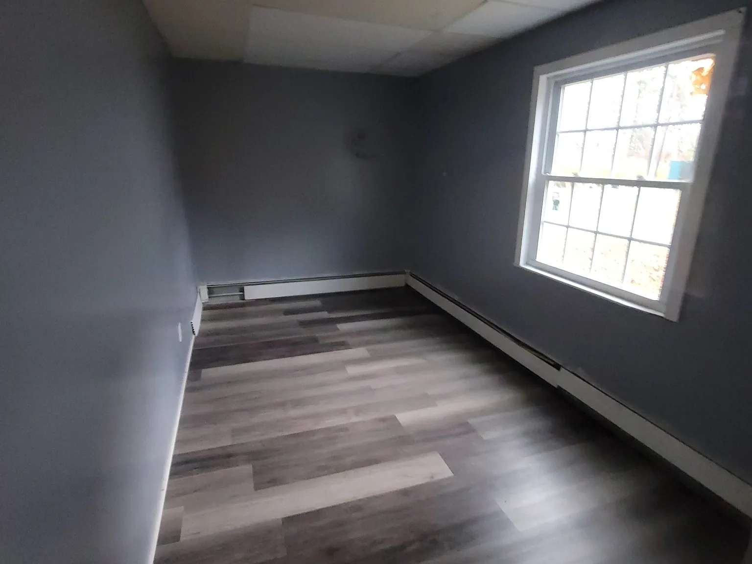 90 Champlin Avenue - 1 — Photo 2