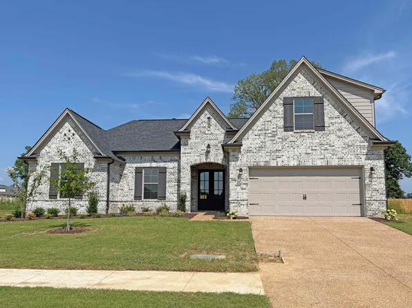 125 Brook Manor Dr, Oakland, TN 38060