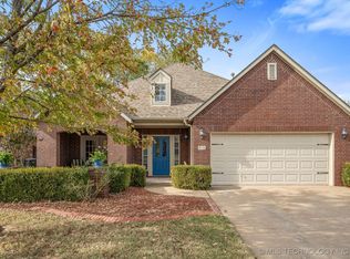 916 S Desert Palm Ave, Broken Arrow, OK 74012