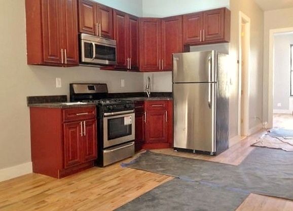 1st image of 335 E 5th St APT 3R