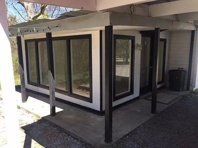 2 bed, 1.5 bath, 1800 sqft, $2,195 — Photo 3