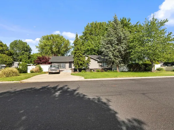 4403 S Ione St, Kennewick, WA 99337