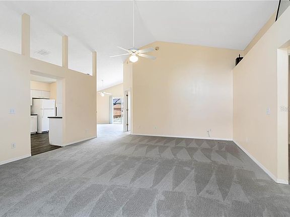 5th image of 101 N Hampton Ct